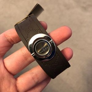 Gucci watch